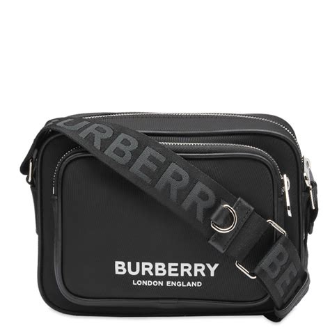 巴宝莉包包产品系列有哪些？Burberry包包经典款大盘点！ 